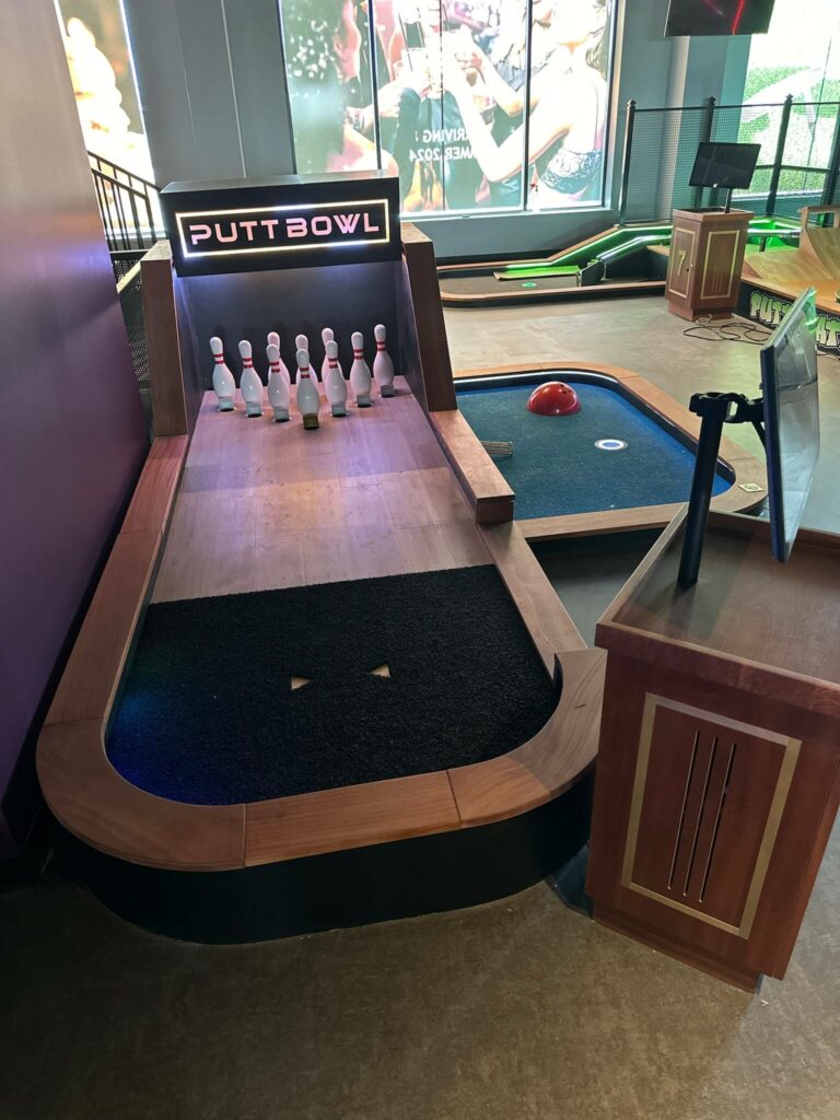 corporate event mini golf venue